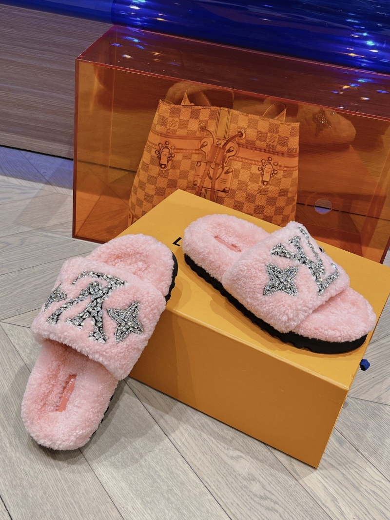 Louis Vuitton Slippers